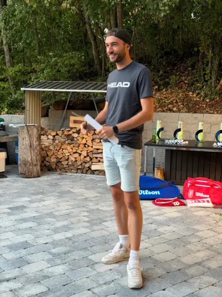 Ansprache zur Siegerehrung auf der Terrasse
